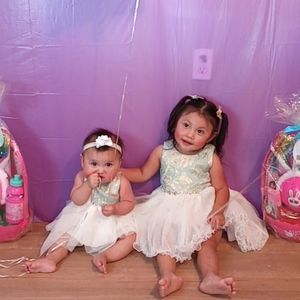 Meet your Posher, Sandrita